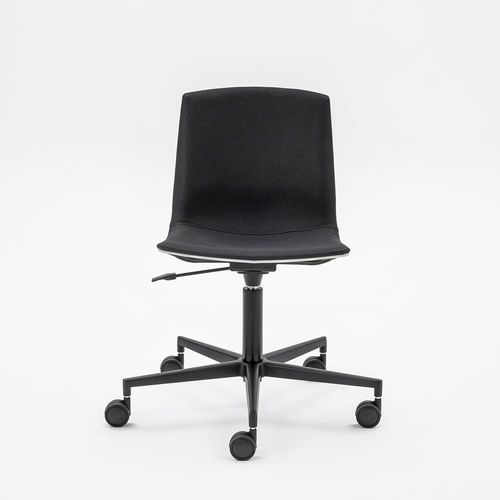 Chaise contemporaine - LOTO - Mara - d'intérieur / en tissu / en polypropylène