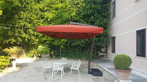 Parasol déporté - PENSILE - GAGGIO srl - en acrylique / en polyester / en aluminium