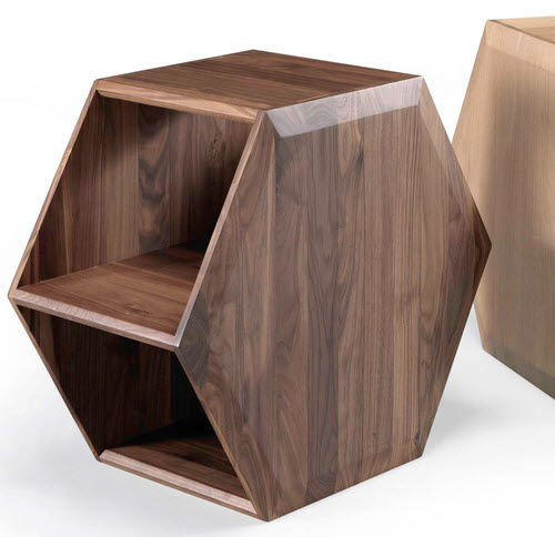 Table d'appoint contemporaine - HEXA - Wewood - Portuguese Joinery - en chêne / en noyer / en bois massif