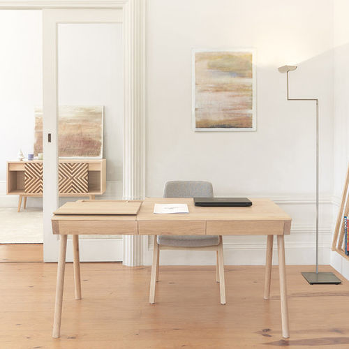 Bureau contemporain - METIS - Wewood - Portuguese Joinery - en chêne / en noyer / en bois massif