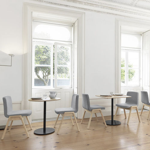 Table bistrot contemporaine - BISTRÔ - Wewood - Portuguese Joinery - en chêne / en noyer / ronde