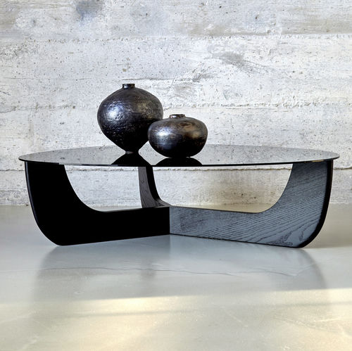 Table basse contemporaine - CALA - more - en verre / avec piètement en bois massif / ovale