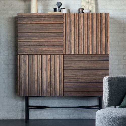 Meuble de rangement contemporain - HARRI - more - sur pied / en noyer / en bois massif