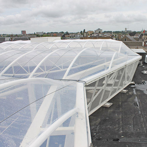 Structure tendue sur ossature métallique - HIGH POINT - à arche / pour couverture / avec membrane en ETFE