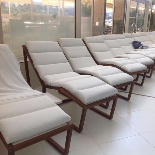 Bain de soleil contemporain - ROMA - Serenite Luxury Monaco - en teck / pour centre de bien-être