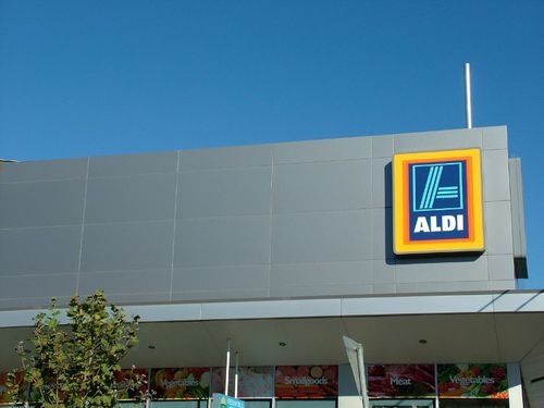 Bardage en panneaux - ALDI STORES - VITRAPANEL - Vitragroup - en fibro-ciment / brillant