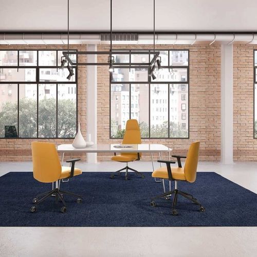 Fauteuil de direction contemporain - BEETLE - Moschella Sedute Srl - en cuir / en acier / avec repose-tête