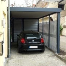 Abri de voiture sur mesure - Carport-Schmiede GmbH & Co. KG - en bois / en tôle d'acier / en acier galvanisé