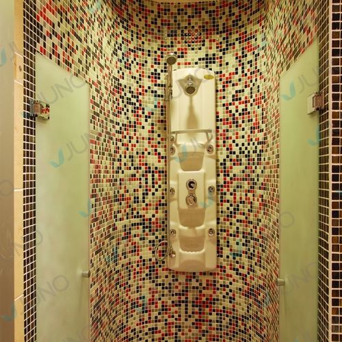Cabine de douche à l'italienne - Juno SPA Design & Manufacture - en marbre / avec porte battante / courbée