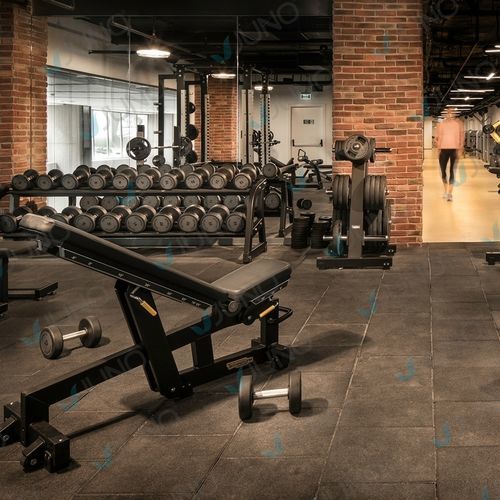 Sol sportif d'intérieur - Juno SPA Design & Manufacture - en caoutchouc / professionnel