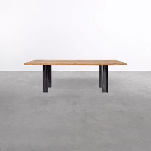Table contemporaine - at_12 - Silvio Rohrmoser - en chêne / en bois massif / en bois huilé