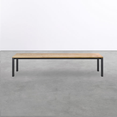 Banc contemporain - on_10 - Silvio Rohrmoser - en chêne / en bois massif / en bois huilé