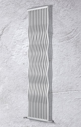 Radiateur à eau chaude - OCEAN S - BRANDONI - contemporain / en métal / mural