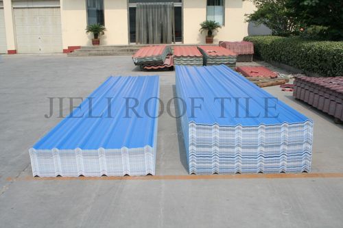 Couverture de toit en PVC - INSULATION UPVC SHEET - Laizhou JIELI Industry Co.,LTD - ondulée