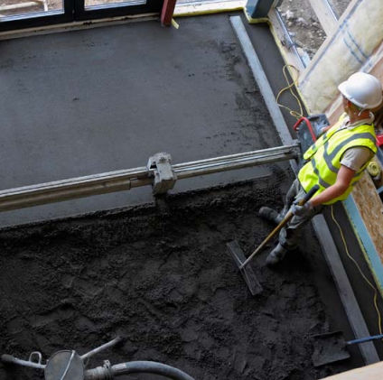 Revêtement de sol en ciment - ISOCRETE K-SCREED - Tremco CPG Iberia & Italy - Flooring - d'intérieur / pour marche / pour le tertiaire