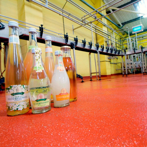 Revêtement de sol en résine - FLOWFRESH SR - Tremco CPG Iberia & Italy - Flooring - en polyuréthane / enduit polyuréthane / d'intérieur