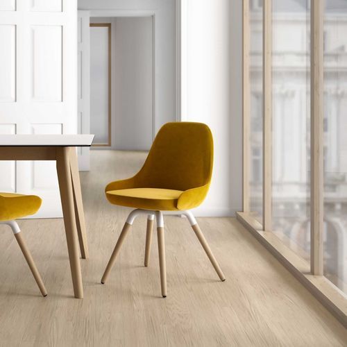 Chaise contemporaine - NUBA L - Cancio - d'intérieur / en tissu / avec piètement en hêtre