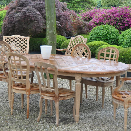 Table de style Louis XVI - J DT L16 / 215 - P - MASSANT - en bois / ovale / de jardin