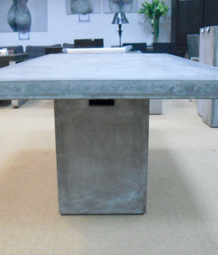 Table à manger contemporaine - SEMPRE - In4Out - en béton fibré / rectangulaire / résidentielle