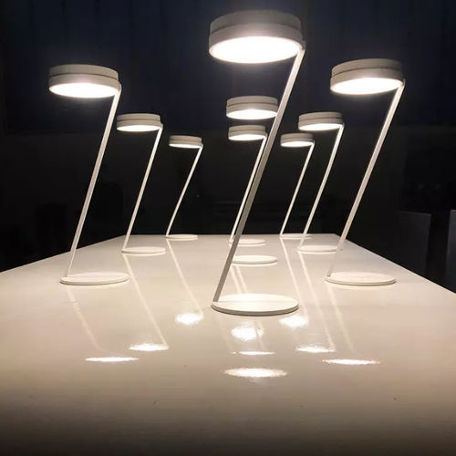 Lampe de table - ZETA - Knikerboker - en aluminium poli / design minimaliste / sans fil