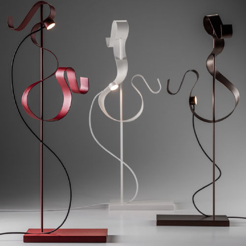 Lampe de table - CURVE - Knikerboker - en acier poli / design original / d'intérieur