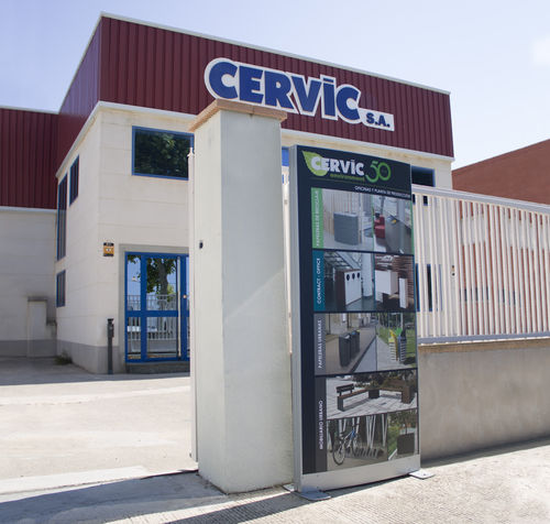 Totem signalétique - JAKARTA - CERVIC ENVIRONMENT - pour espace public