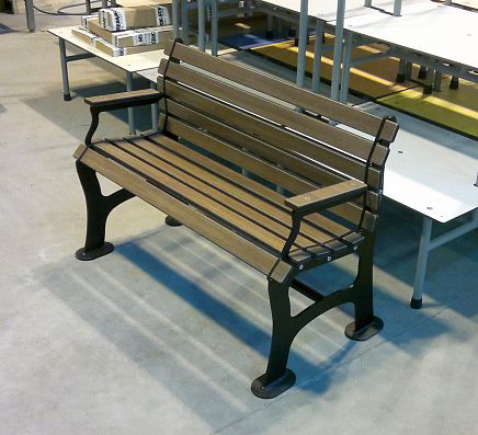 Banc de vestiaire contemporain - SBB150.1 - Foreman Fitness Europe GmbH - en bois / en acier / avec dossier