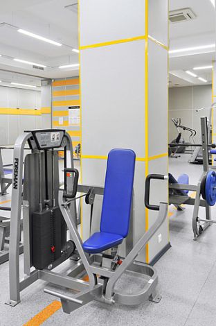 Appareil de musculation presse pectorale - FS-401 - Foreman Fitness Europe GmbH - d'intérieur