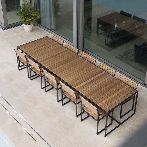 Table bistrot contemporaine - 10/8/6/4/2 - Röshults - en acier inoxydable / en teck / carrée