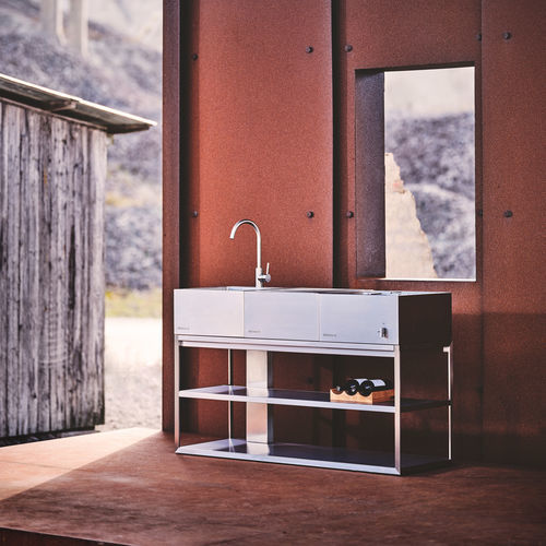 Îlot de cuisine minimaliste - Open Kitchen - Röshults - en métal / d'extérieur / incolore