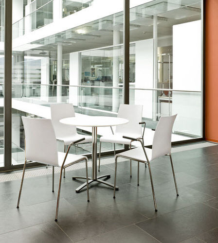 Table bistrot contemporaine - CROSS 3070 - Brunner GmbH - en HPL / avec piètement en acier / avec piètement en acier chromé