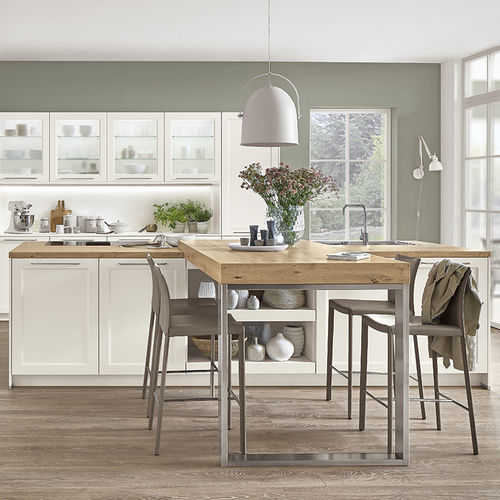 Cuisine contemporaine - CASCADA 774 - nobilia - en bois / en stratifié / avec îlot