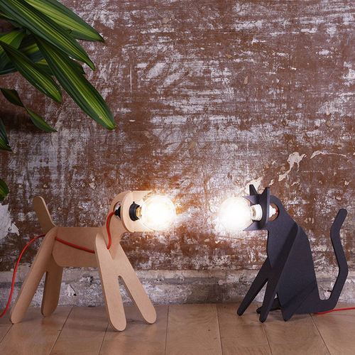 Lampe baladeuse - GET OUT - ENO STUDIO - en MDF / design original / d'intérieur