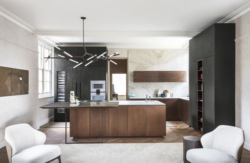Cuisine contemporaine - 201610 - TM Italia - en bois laqué / en pierre naturelle / avec îlot