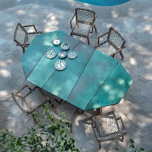 Table à manger contemporaine - Rafael - Ethimo - en teck / en marbre / avec piètement en teck