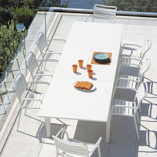 Table à manger contemporaine - Flat - Ethimo - en métal / avec piètement en métal / rectangulaire