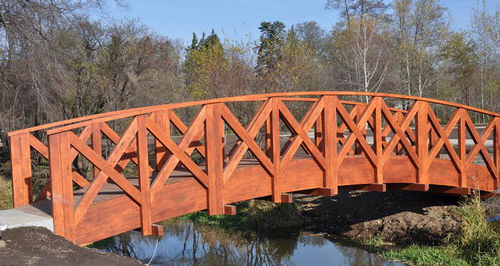Passerelle en bois - EcoCurves - à treillis / préfabriquée