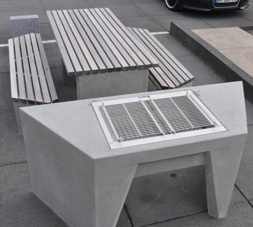 Ensemble table et bancs contemporain - BUTCH - URBASTYLE - en bois / en béton / d'extérieur