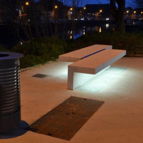Banc public contemporain - LED-LINE - URBASTYLE - en béton / lumineux