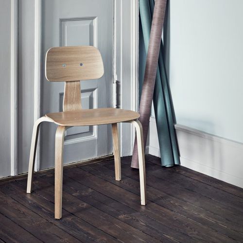 Chaise visiteur contemporaine - 2070 - Engelbrechts - d'intérieur / en chêne / en noyer