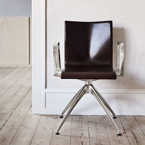 Chaise visiteur contemporaine - XL 136 - Engelbrechts - d'intérieur / en cuir / en aluminium