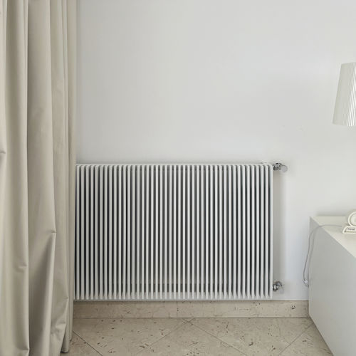 Radiateur à eau chaude - PLANO + - FOURSTEEL - 751 w...1000 w / 1001 w...1500 w / 1501 w...2000 w