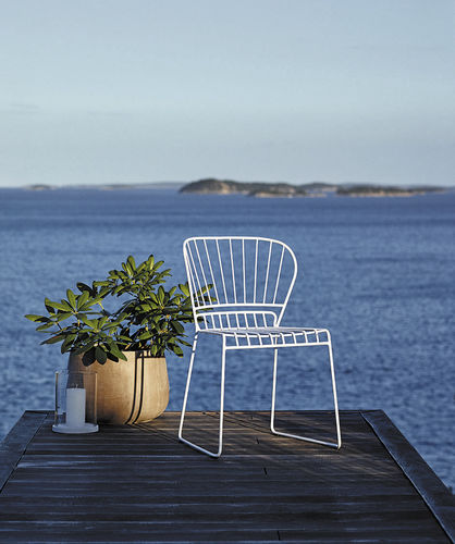 Chaise de jardin contemporaine - RESÖ - Skargaarden - en acier / luge / résidentielle