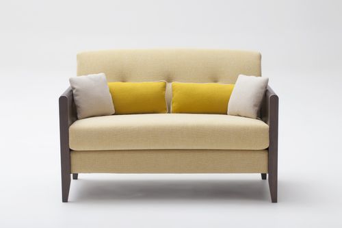 Canapé contemporain - RESIDENT - ADENTRO - en cuir / beige / en hêtre