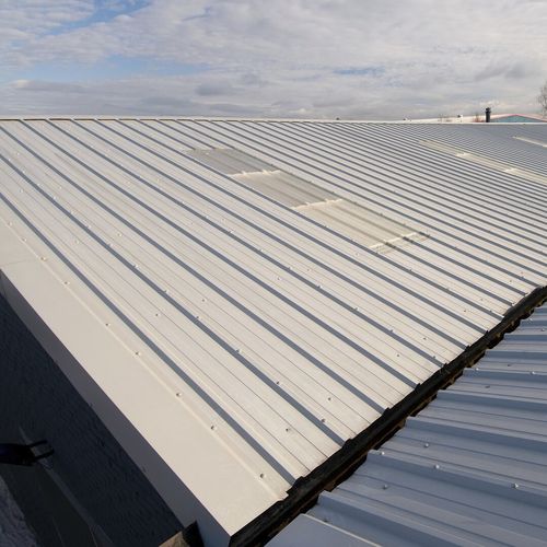 Bardage en panneaux - COLORCOAT® GP - TATA STEEL - en acier / vertical / durable