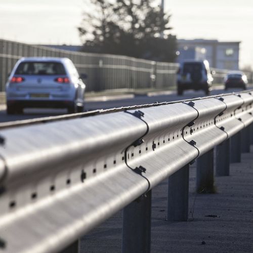 Glissière de sécurité en acier - HIGHWAY - TATA STEEL - routière