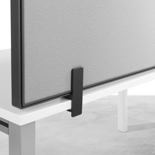 Séparateur de bureau sur bureau - Hund Möbelwerke - en tissu / en aluminium / modulable
