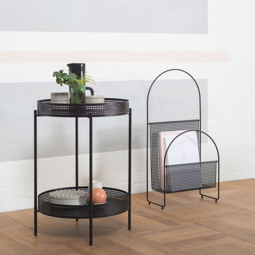 Table d'appoint contemporaine - AMI  - OK DESIGN - en métal / avec piètement en métal / ronde