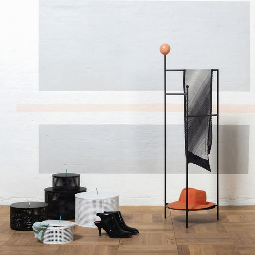 Portant contemporain - GESTUS  - OK DESIGN - en métal