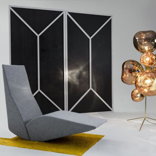 Chauffeuse contemporaine - BIRD : BIRDCH01HA0130 - Tom Dixon - en tissu / tapissée / professionnelle